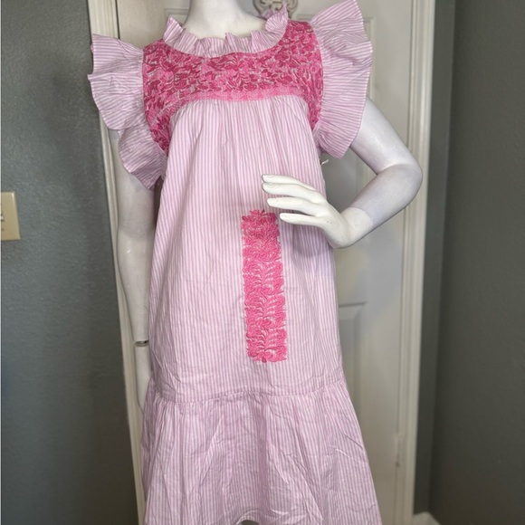 J Marie embroidered Carmel Top size L Retail $118.  #128 - Picture 2 of 12